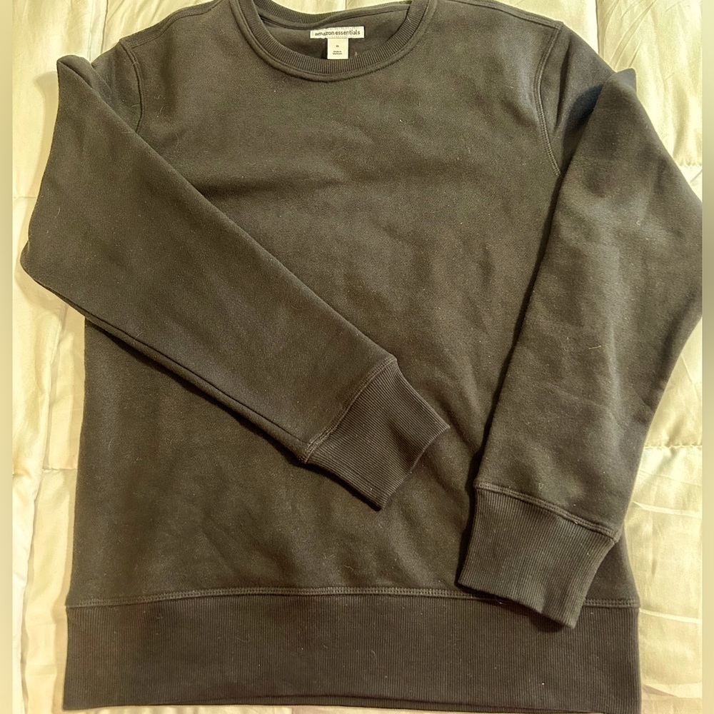 Men’s Black Crewneck Sweater
